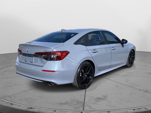 Used 2022 Honda Civic Sport image 3