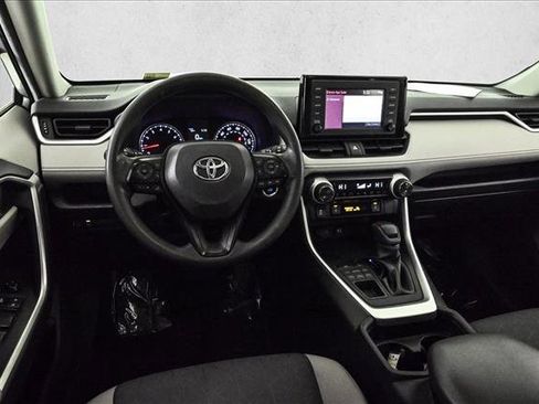 Used 2019 Toyota RAV4 XLE image 19