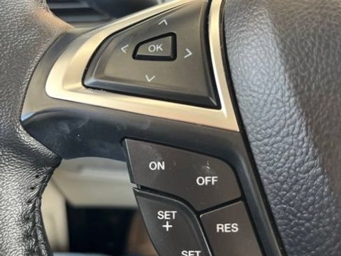 Used 2024 Ford Edge Titanium AWD/4WD image 23