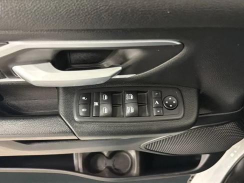 Used 2020 RAM 1500 Big Horn AWD/4WD image 16
