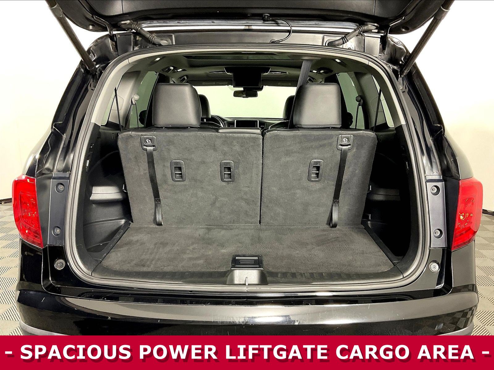 Used 2016 Honda Pilot Elite image 37