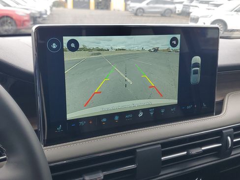 New 2025 Lincoln Corsair Grand Touring w/ Towing Package image 21