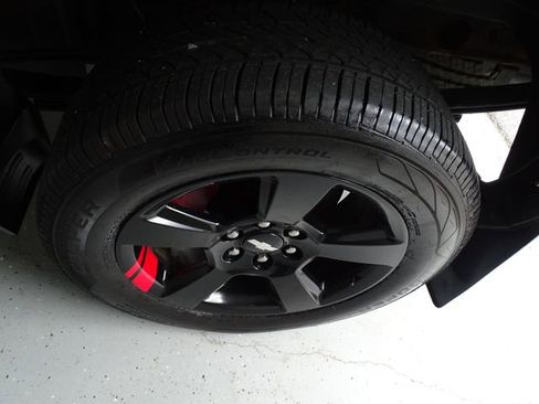 Used 2018 Chevrolet Silverado 1500 LTZ Z71 w/ Redline Edition image 27