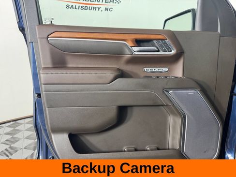 Used 2023 GMC Sierra 1500 Denali w/ Denali Reserve Package AWD/4WD image 11