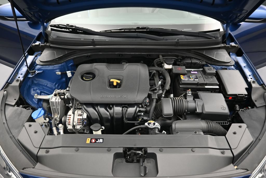 Used 2020 Hyundai Elantra SE FWD image 30