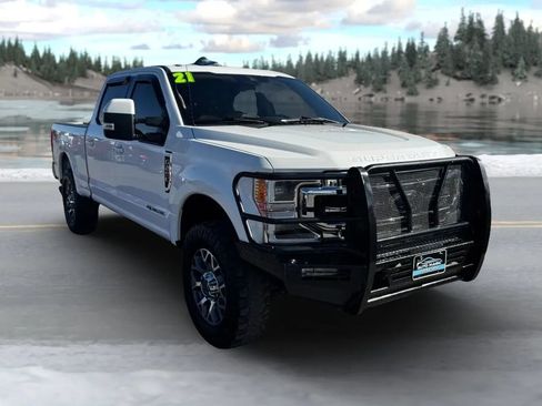 Used 2021 Ford F250 Lariat w/ Lariat Ultimate Package AWD/4WD image 1
