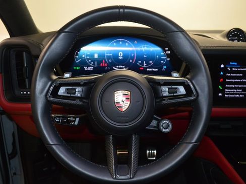 Certified 2026 Porsche Cayenne GTS AWD/4WD image 20