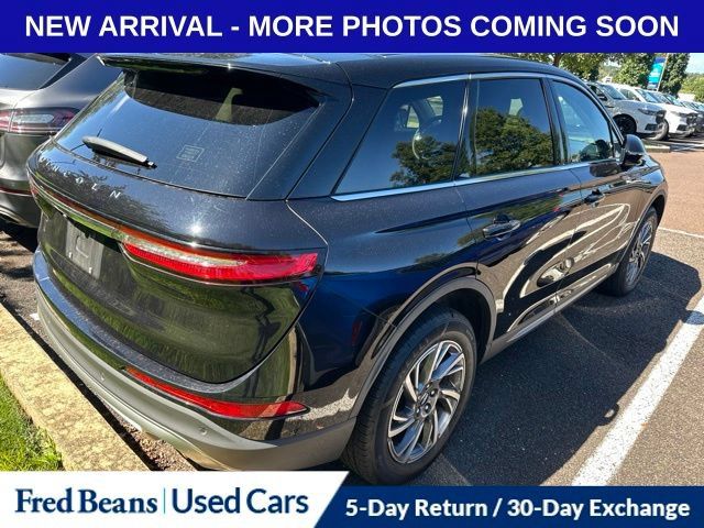 Used 2023 Lincoln Corsair AWD w/ Equipment Group 101A image 5