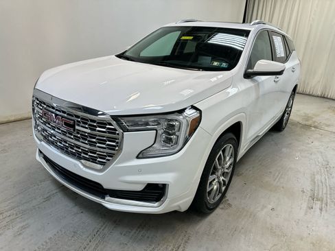 Used 2023 GMC Terrain Denali AWD/4WD image 11