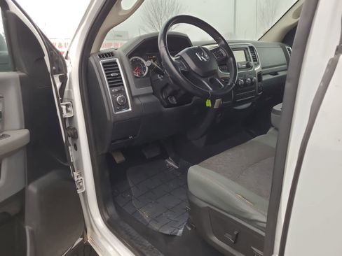 Used 2015 RAM 1500 Classic SLT image 10