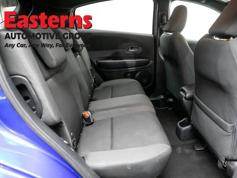 Used 2021 Honda HR-V Sport image 21