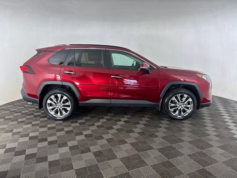 Used 2021 Toyota RAV4 Limited w/ Limited Grade Weather Package AWD/4WD image 5