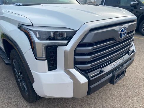 Used 2023 Toyota Tundra Limited AWD/4WD image 5