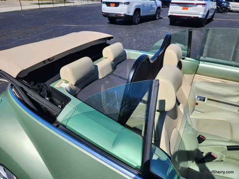 Used 2007 Volkswagen Beetle Convertible w/ Package 1 image 20