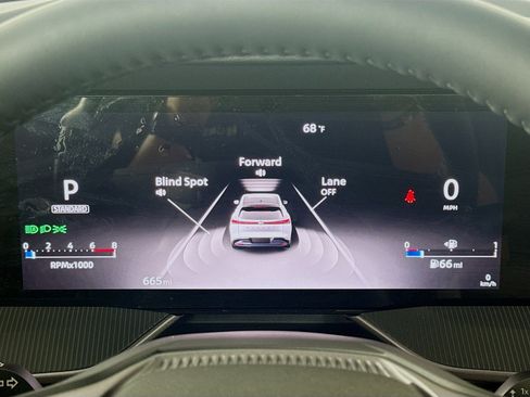 Used 2025 Nissan Murano SV image 16