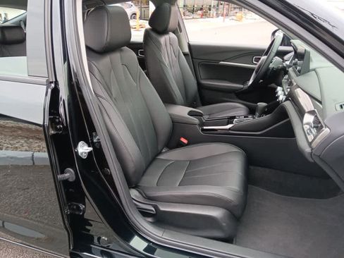 Used 2025 Acura Integra image 10