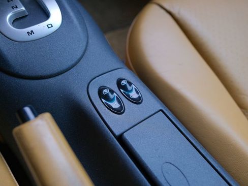 Used 1999 Porsche 911 Carrera image 23