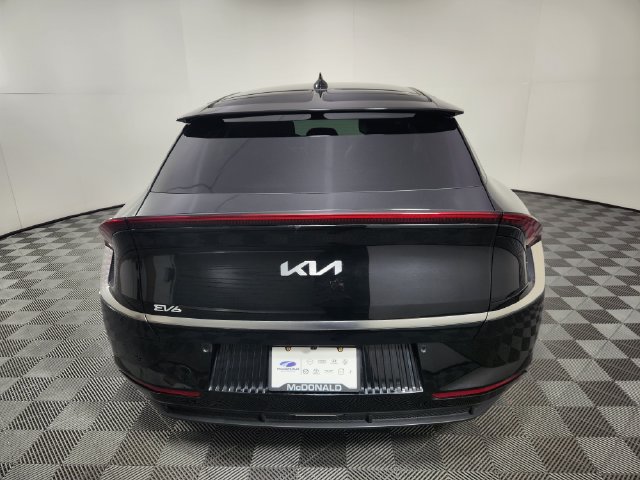 Used 2024 Kia EV6 Wind w/ Wind Technology Package AWD/4WD image 4