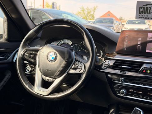Used 2019 BMW 530i xDrive w/ Convenience Package AWD/4WD image 35