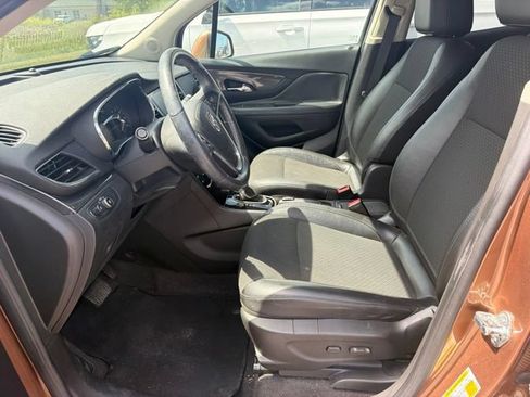 Used 2017 Buick Encore Preferred FWD image 3