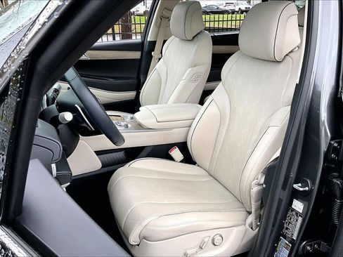 Used 2023 Genesis GV80 2.5T w/ Advanced Package image 8