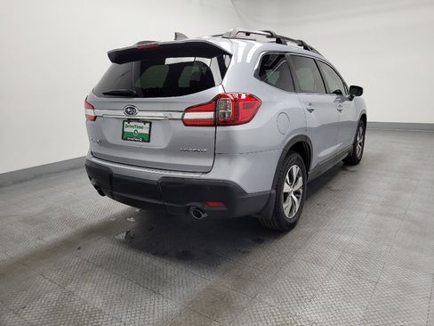 Used 2021 Subaru Ascent Premium w/ Convenience Package AWD/4WD image 9