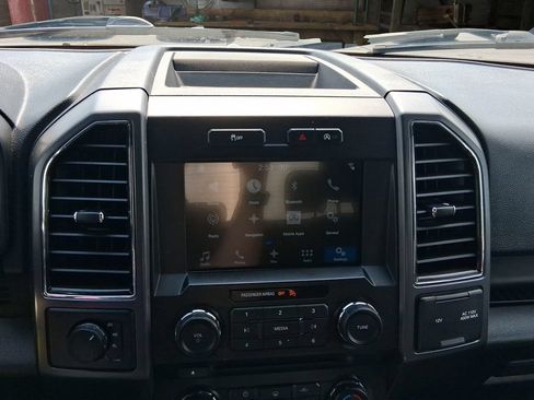 Used 2018 Ford F150 XLT w/ Equipment Group 302A Luxury AWD/4WD image 20