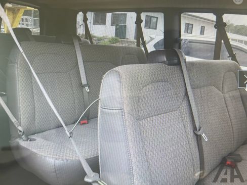 Used 2020 Chevrolet Express 3500 LS RWD image 8