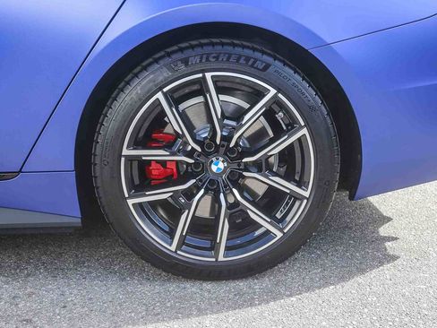 Used 2025 BMW i4 eDrive40 w/ M Sport Package image 8