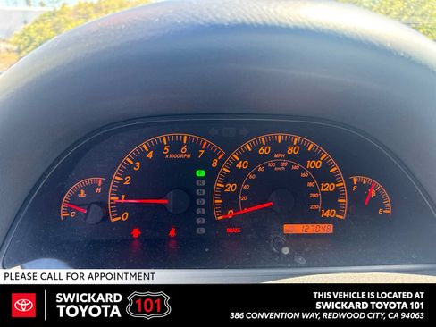 Used 2005 Toyota Camry SE FWD image 1