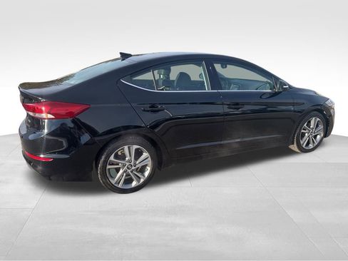 Used 2018 Hyundai Elantra Limited image 6
