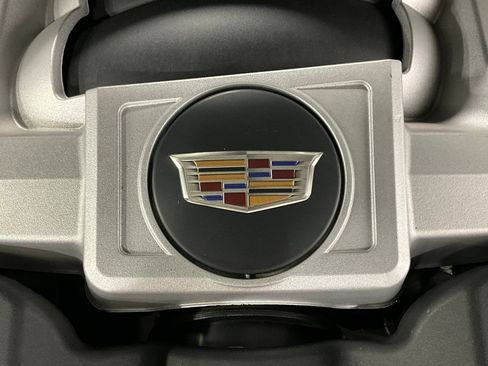 Used 2020 Cadillac Escalade ESV Luxury w/ Escalade Sport Edition AWD/4WD image 31
