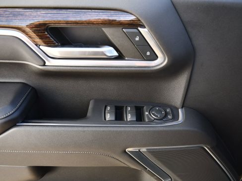 Used 2022 GMC Sierra 1500 Elevation image 15