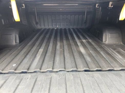 Used 2022 Chevrolet Silverado 1500 High Country image 34