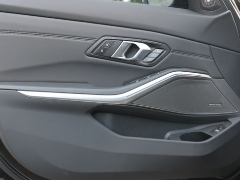 Used 2025 BMW M3 Competition AWD/4WD image 14