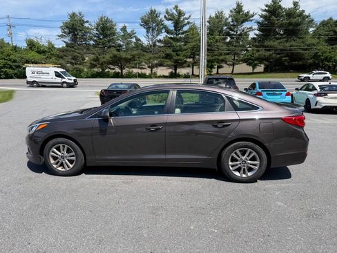 Used 2017 Hyundai Sonata SE FWD image 11