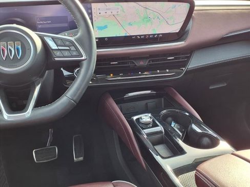 Used 2024 Buick Envision Sport Touring image 7