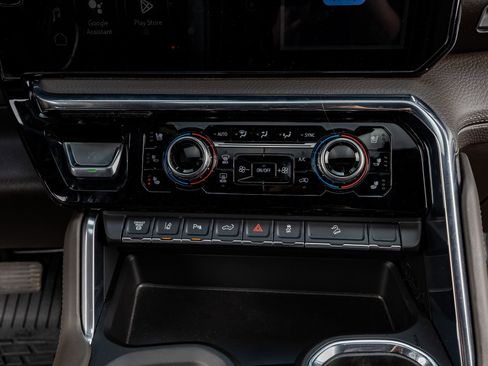 Used 2025 GMC Sierra 2500 Denali w/ Denali Reserve Package image 26