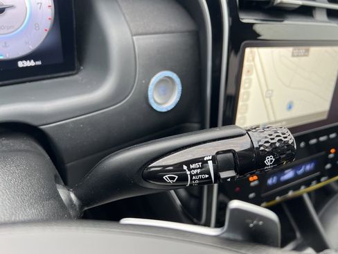 Used 2024 Hyundai Santa Cruz Limited image 14