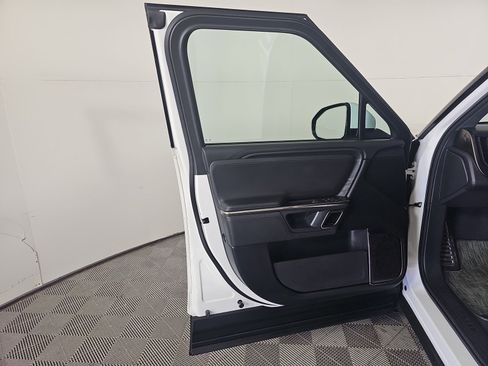 Used 2023 Rivian R1S Adventure image 16