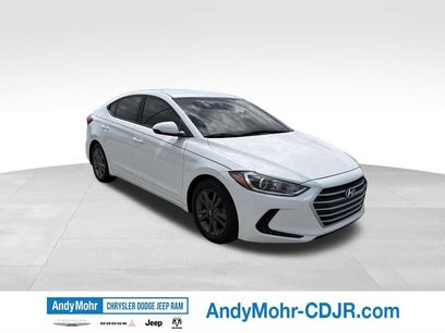 Used 2017 Hyundai Elantra SE