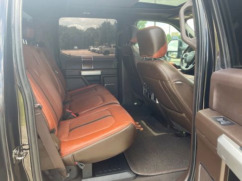 Used 2022 Ford F350 King Ranch w/ King Ranch Ultimate Package AWD/4WD image 32