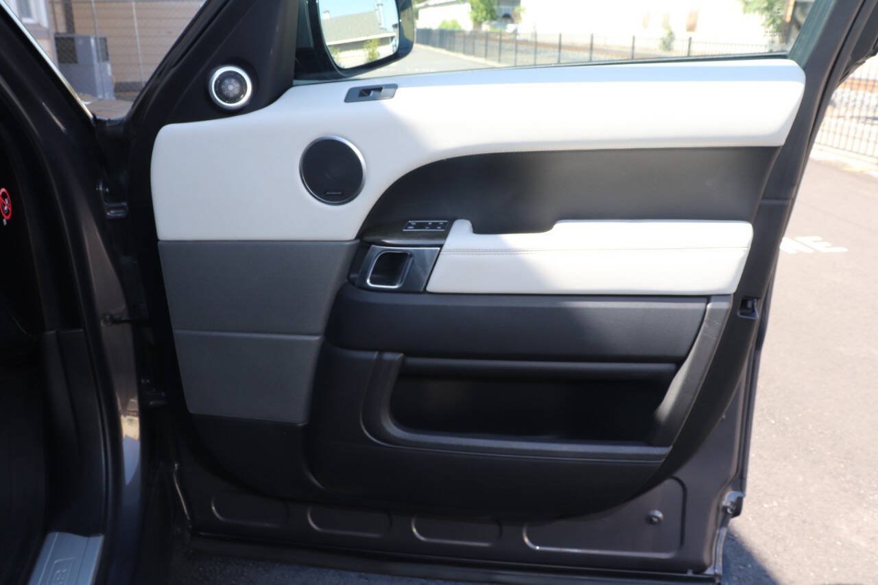 Used 2016 Land Rover Range Rover Sport HSE AWD/4WD image 40