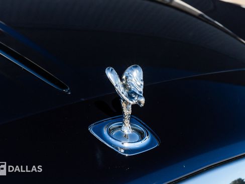 Used 2020 Rolls-Royce Wraith image 3