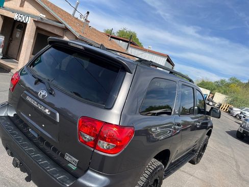 Used 2014 Toyota Sequoia SR5 image 53