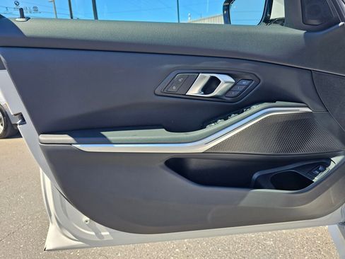 Used 2026 BMW 330i Sedan w/ M Sport Package RWD image 22