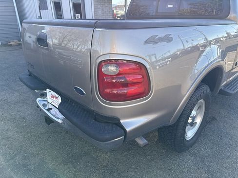 Used 2003 Ford F150 XLT image 8