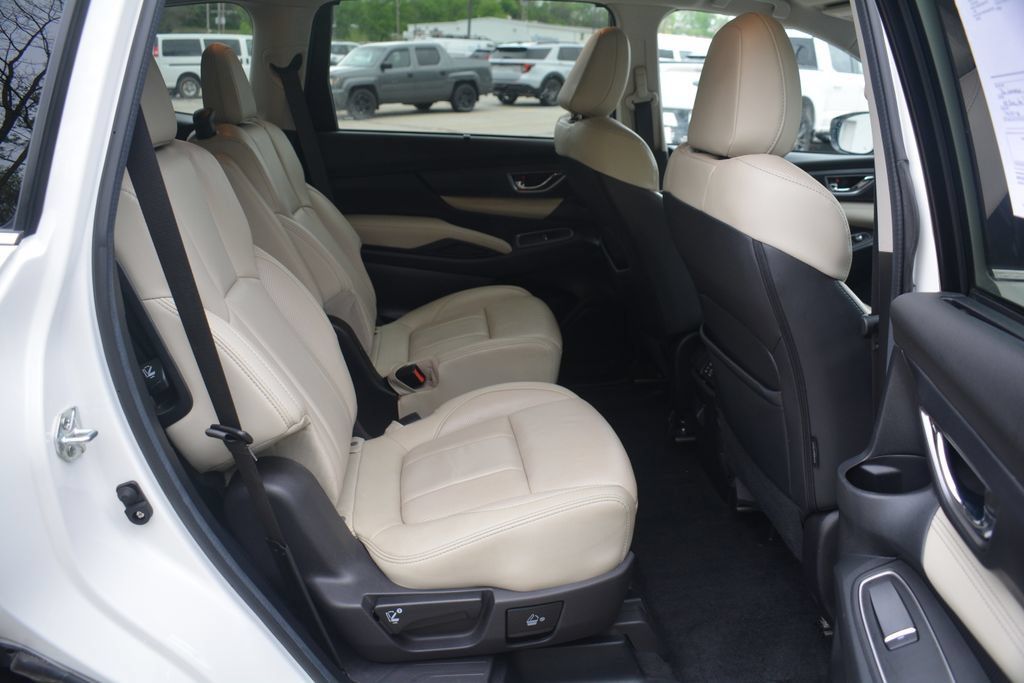 Used 2024 Subaru Ascent Limited AWD/4WD image 19