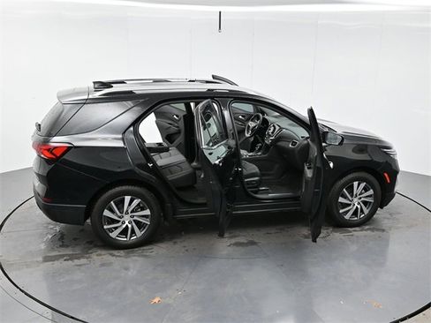 Used 2024 Chevrolet Equinox Premier image 46