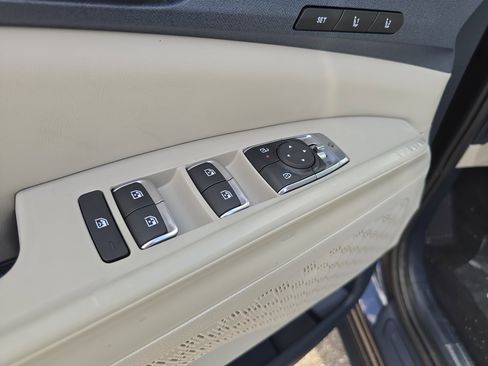 New 2026 Kia Carnival SX FWD image 20
